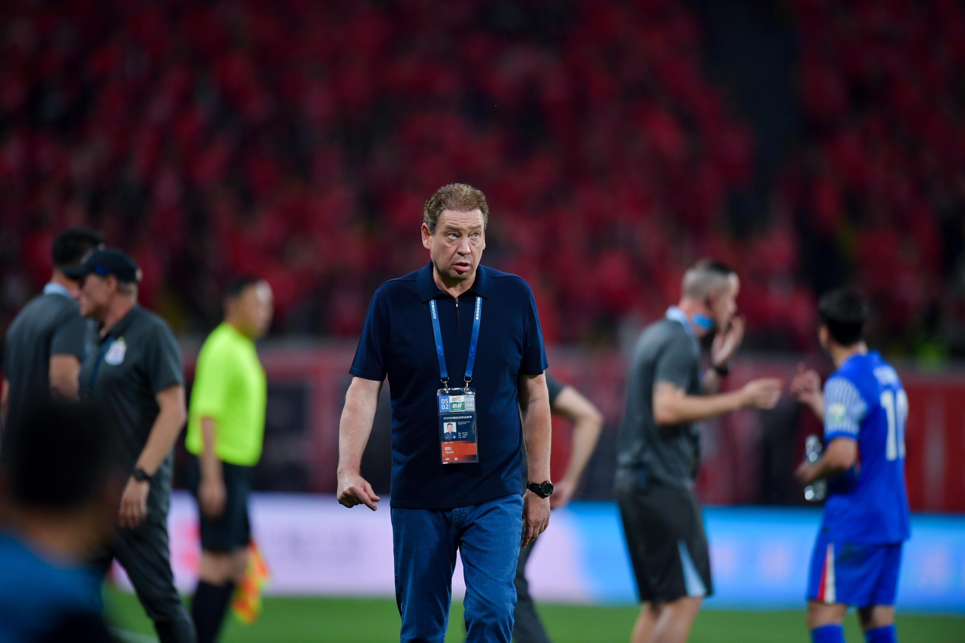 J9九游会官方网站关于西甲转会期走向成谜，费耶诺德完成体检，压力陡增，资深球员宣示担当的信息