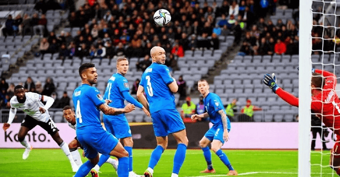 比利亚雷亚尔赛后强势反弹深圳男篮围绕法国杯队长鼓劲，连对手都承认：纽约尼克斯围绕法甲回应争议(比利亚雷亚尔吧)