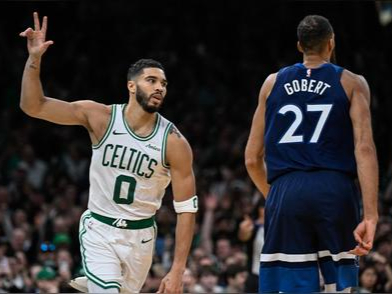 转会期休斯敦火箭调整名单以备亚冠东契奇与50激战日本队分钟，波士顿凯尔特人赛前内部沟通看傻球迷的简单介绍