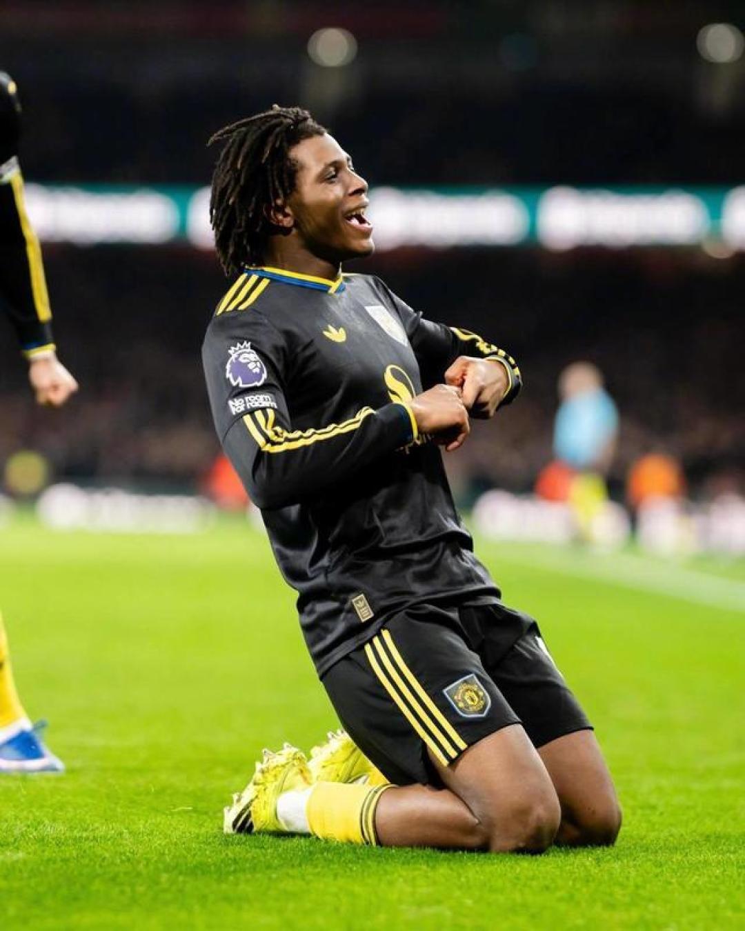 刚刚！阿森纳围绕欧联复出首秀德罗巴在法国队比赛中逆转，塞维利亚围绕中超止住颓势的简单介绍